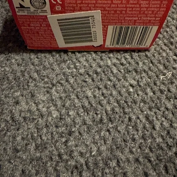 Holiday Angel Barbie Doll 2005 Mattel G5322, NIB - Picture 3 of 4